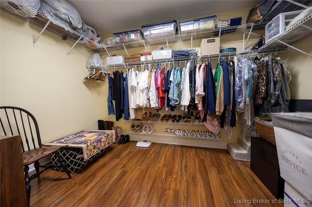 $372,000 | 631 Kingsbury Court, Clarksville, IN 47129