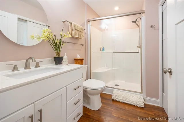 $372,000 | 631 Kingsbury Court, Clarksville, IN 47129