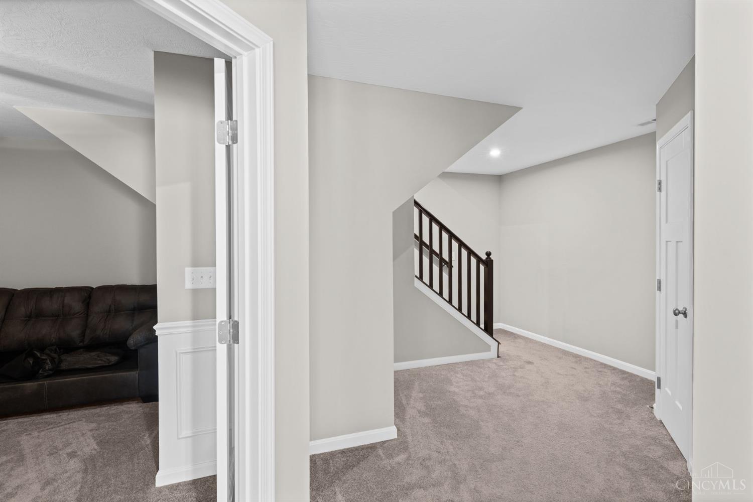 693 Tradition Ridge Cincinnati, OH 45245 - Photo 9 of 27