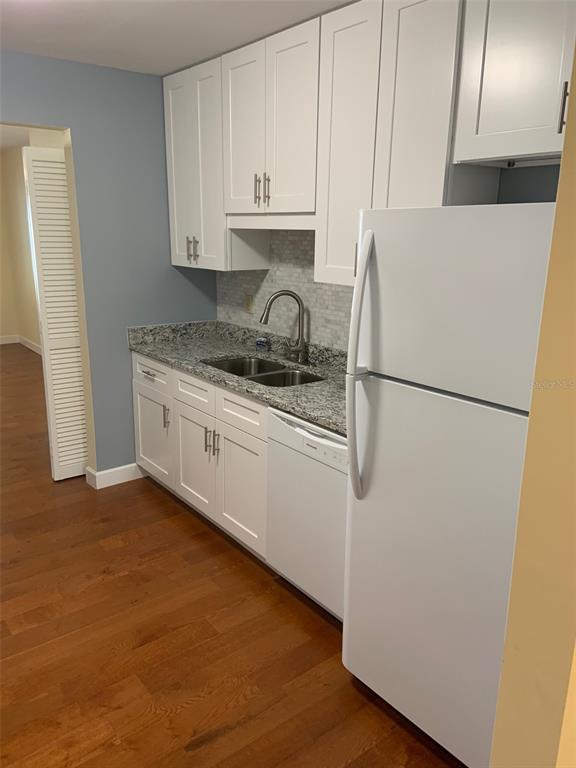 9897 Southwest 88th Court Road, Unit N Ocala, FL 34481 - Photo 6 of 28