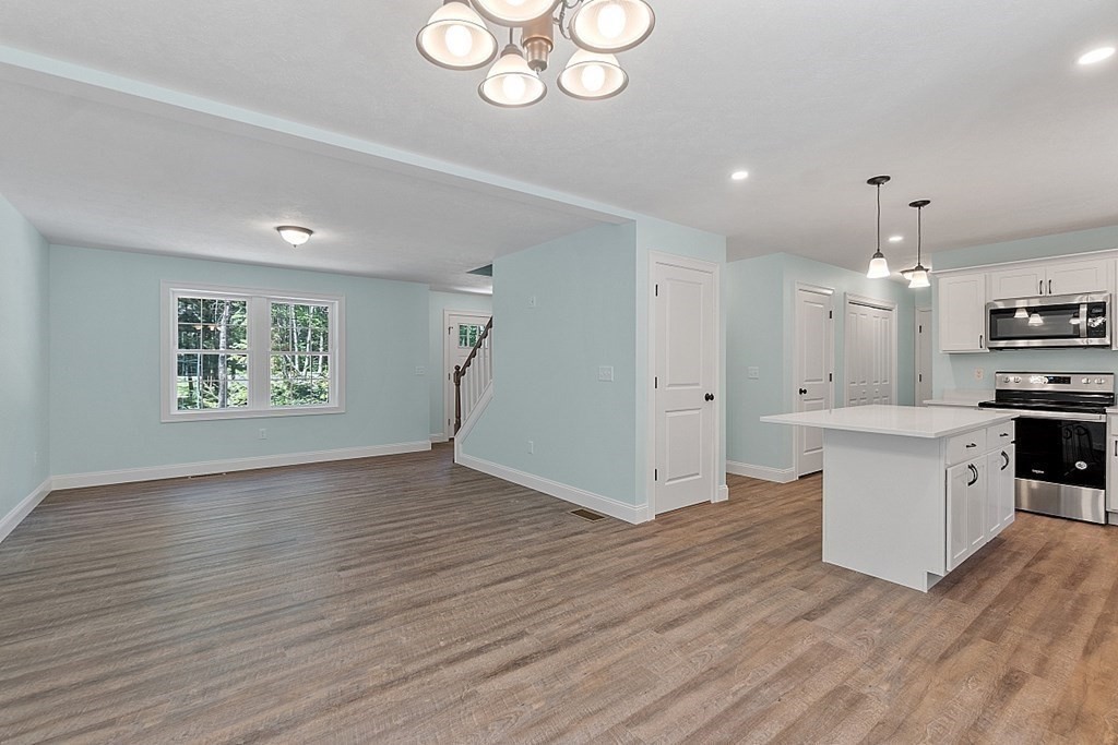 98 Gibson Road Fitchburg, MA 01420 - Photo 10 of 27 Gallery Image 10