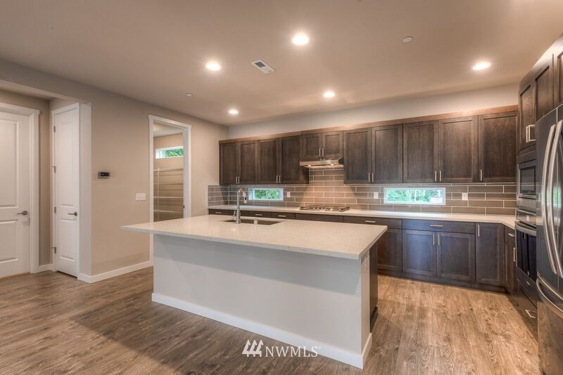 120 198th Street Southeast, Unit 3 Bothell, WA 98012 - Photo 12 of 19