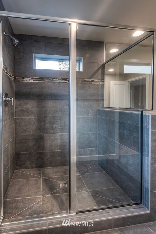 120 198th Street Southeast, Unit 3 Bothell, WA 98012 - Photo 9 of 19