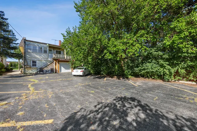 $625,000 | 110 West Willow Avenue, Wheaton, IL 60187