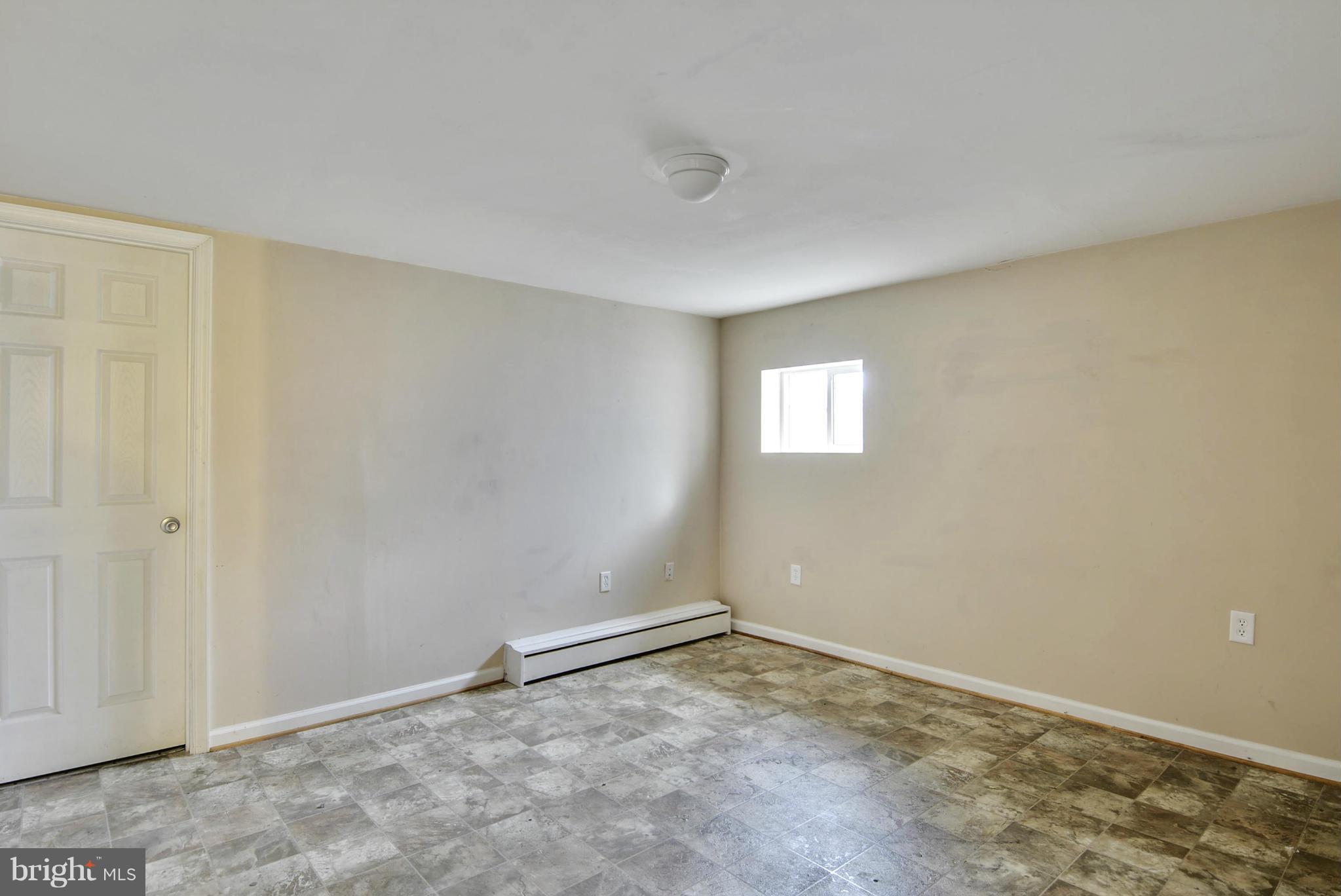 9405 Dangerfield Road Clinton, MD 20735 - Photo 18 of 19 Office/Fitness Room