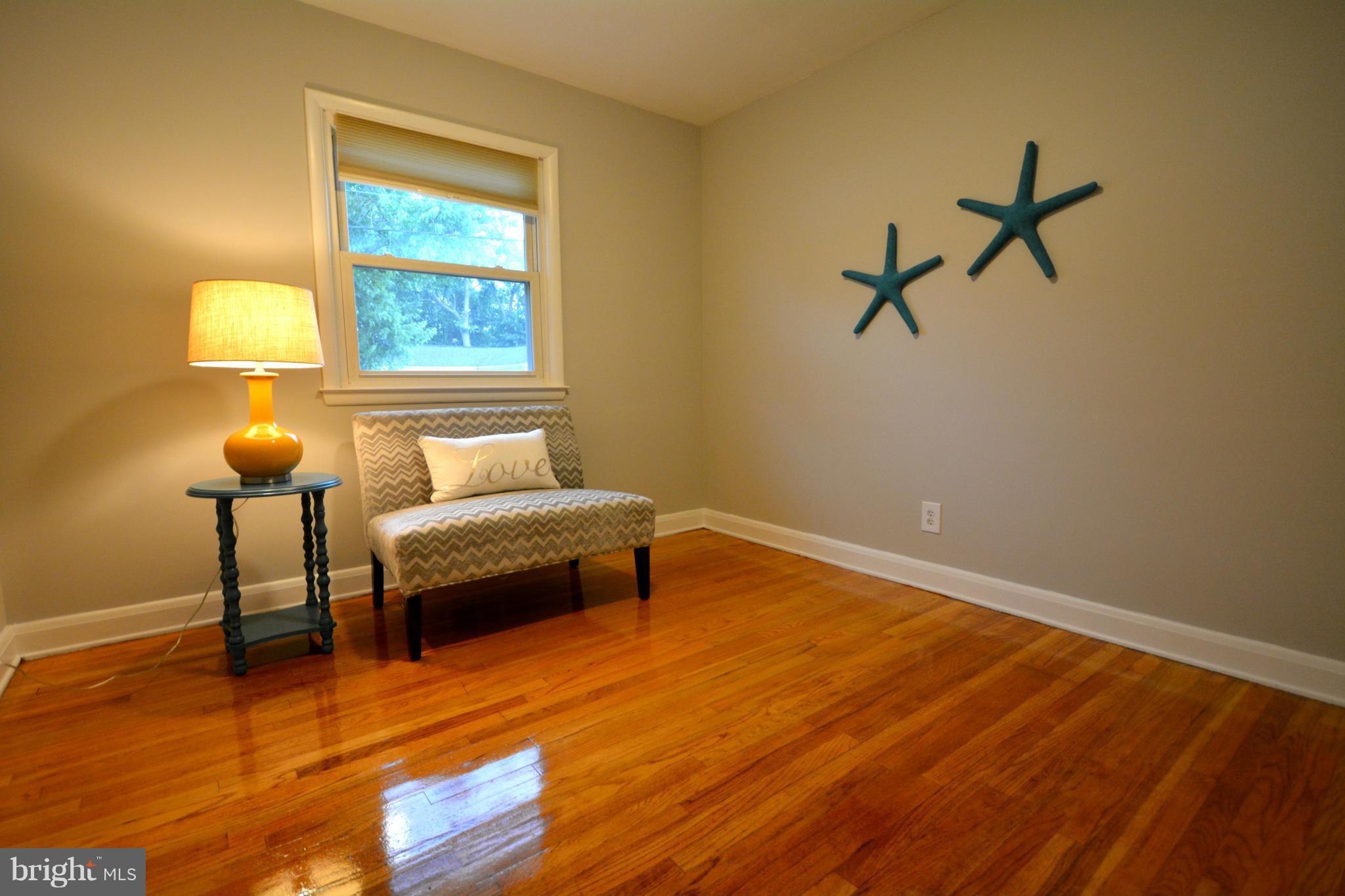 8422 Spring Road Pasadena, MD 21122 - Photo 12 of 29 Bedroom