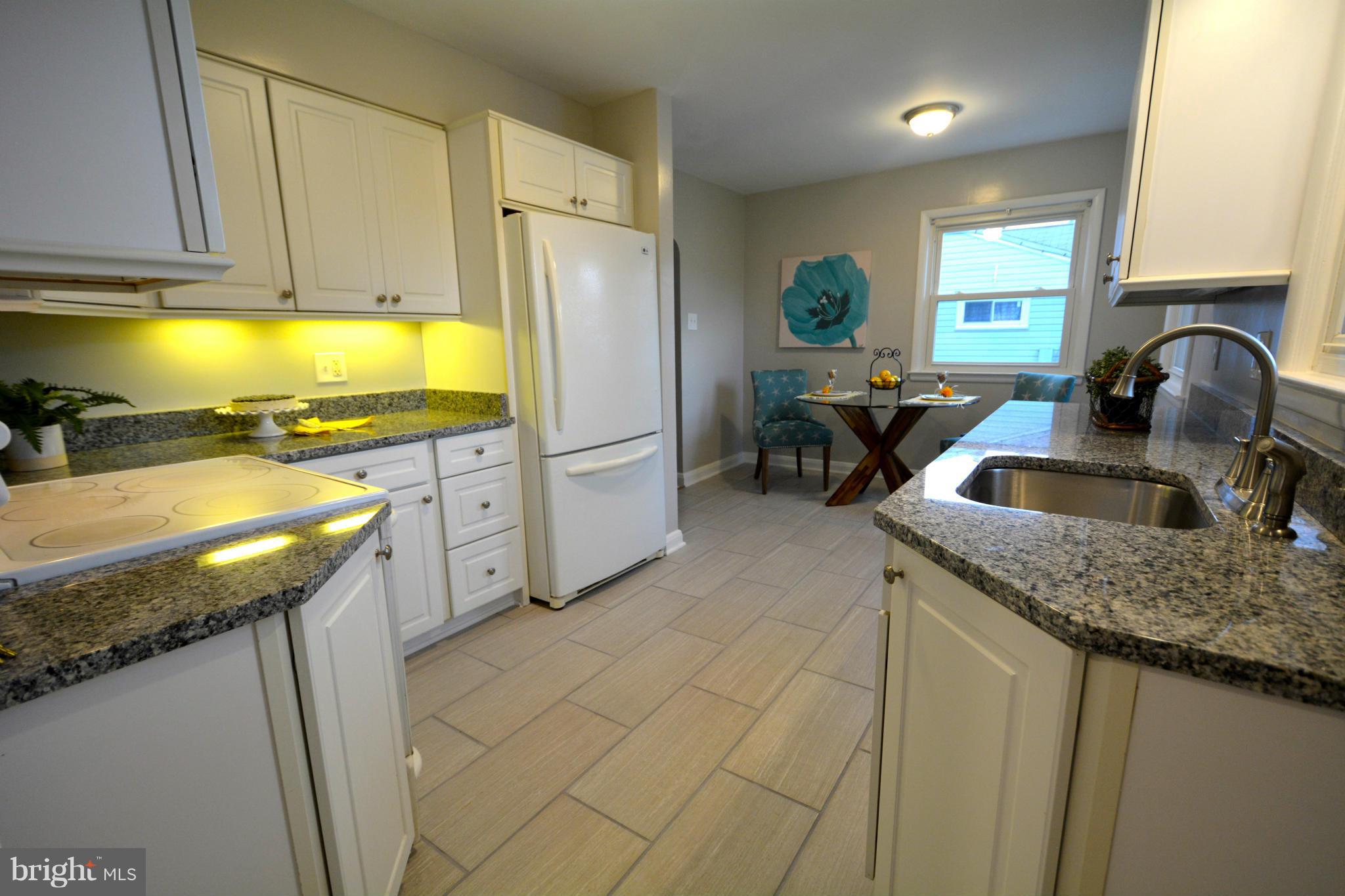 8422 Spring Road Pasadena, MD 21122 - Photo 16 of 29 Kitchen