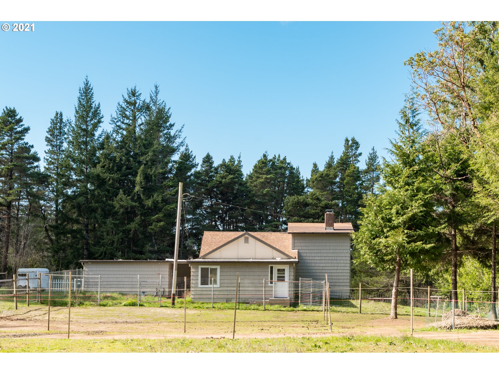 55741 Bates Road Bandon, OR 97411 - Photo 19 of 21 Gallery Image 19