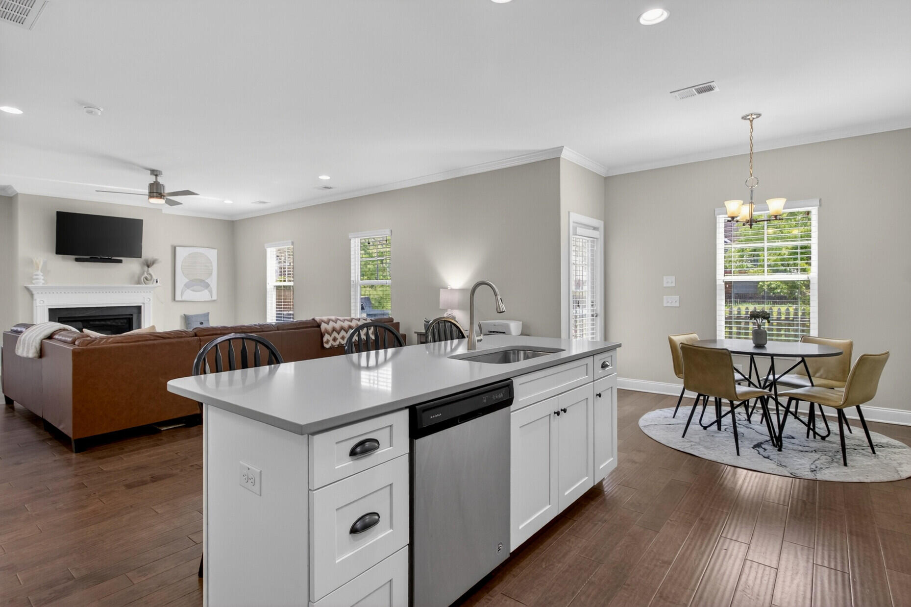 1089 Fort Johnson Road Charleston, SC 29412 - Photo 10 of 45 Kitchen