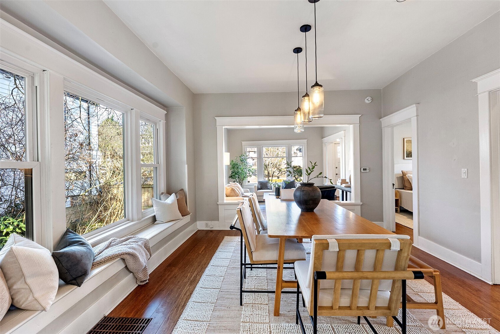 827 Northwest 61st Street Seattle, WA 98107 - Photo 11 of 34