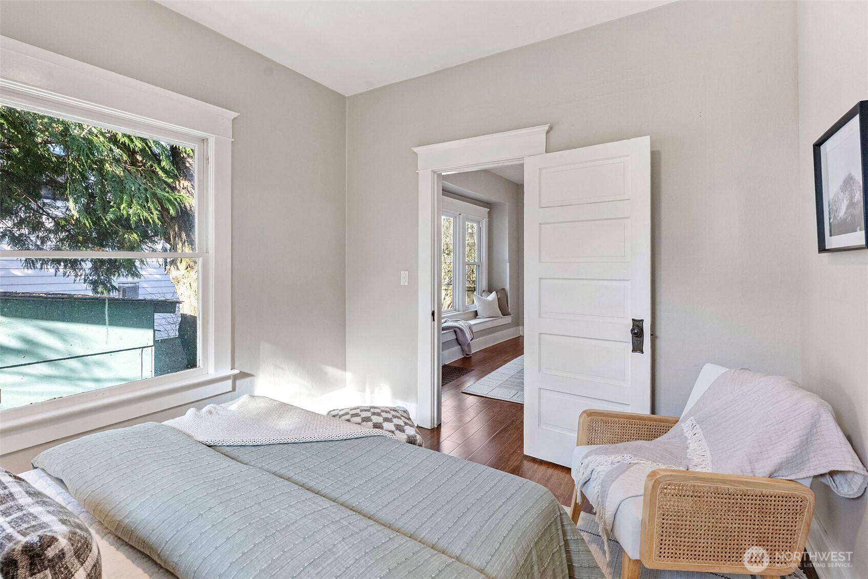 827 Northwest 61st Street Seattle, WA 98107 - Photo 13 of 34