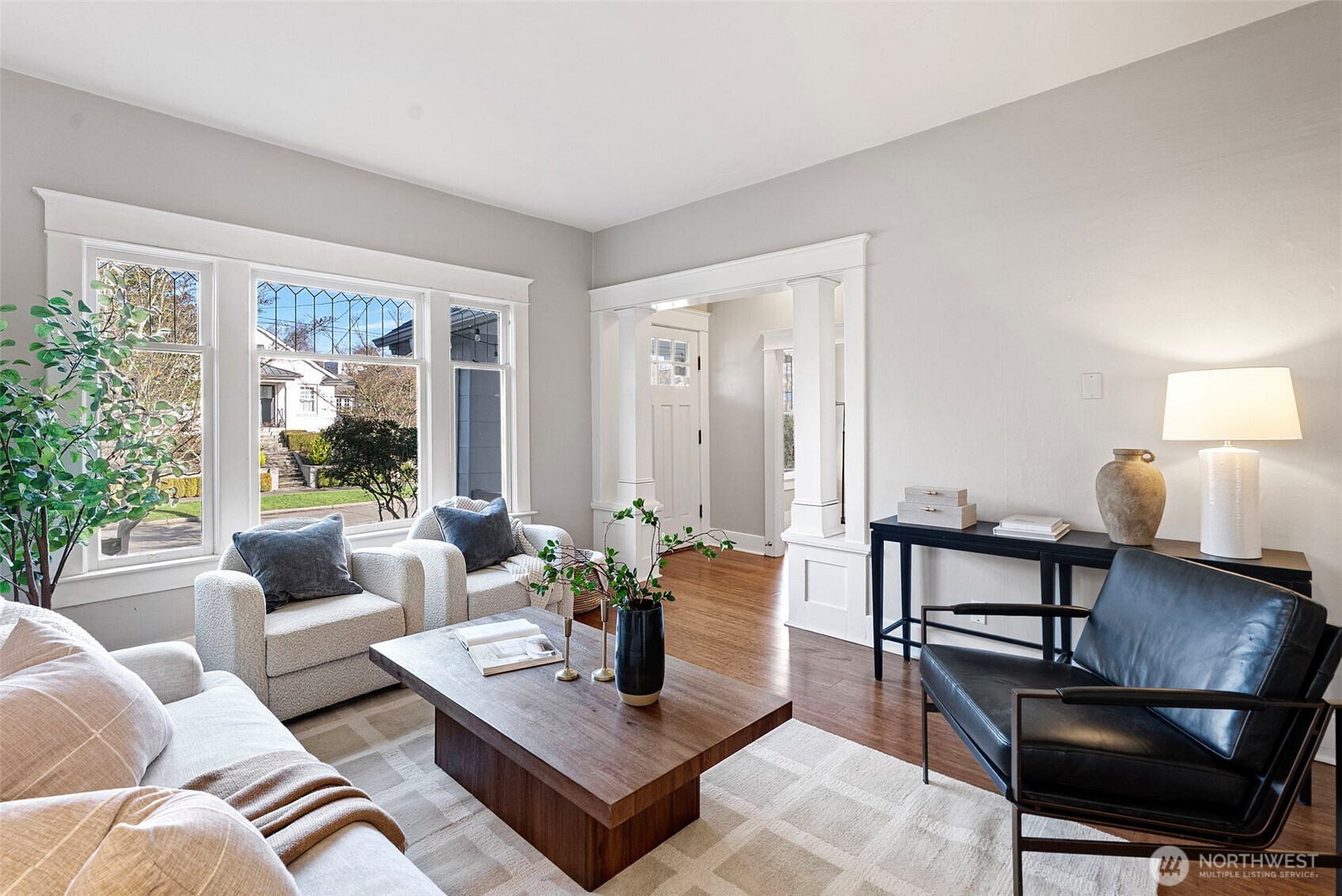 827 Northwest 61st Street Seattle, WA 98107 - Photo 5 of 34