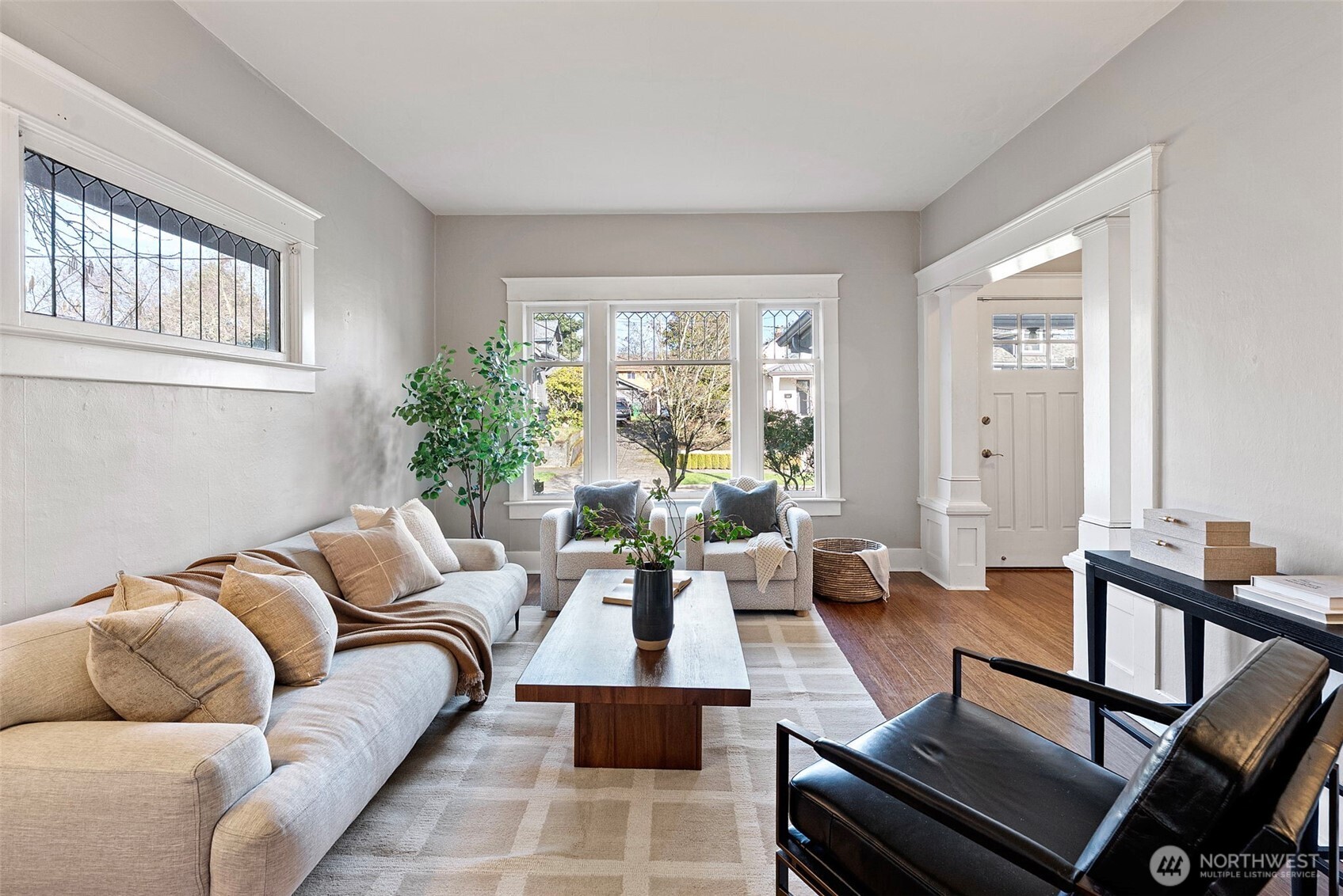 827 Northwest 61st Street Seattle, WA 98107 - Photo 8 of 34