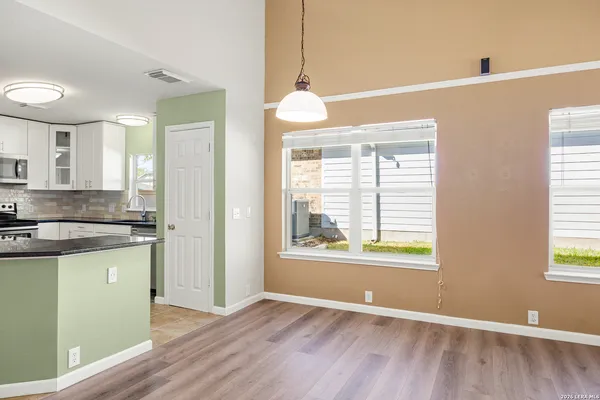 $320,000 | 1651 Mountain Brook, Schertz, TX 78154