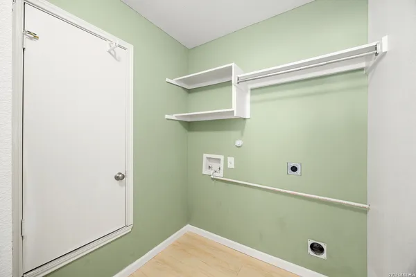 $320,000 | 1651 Mountain Brook, Schertz, TX 78154