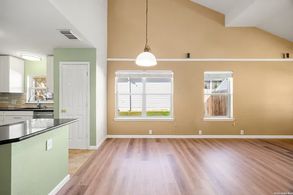 $320,000 | 1651 Mountain Brook, Schertz, TX 78154