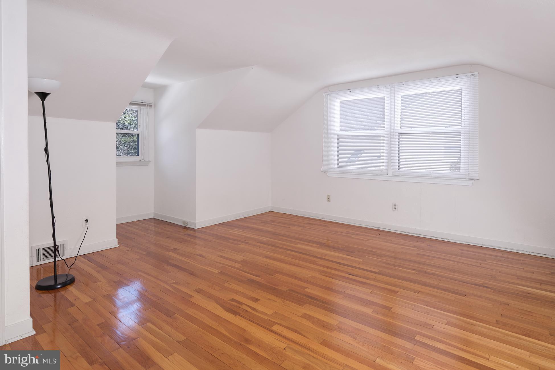 261 State Road Princeton, NJ 08540 - Photo 18 of 26 Upstairs Top Bedroom