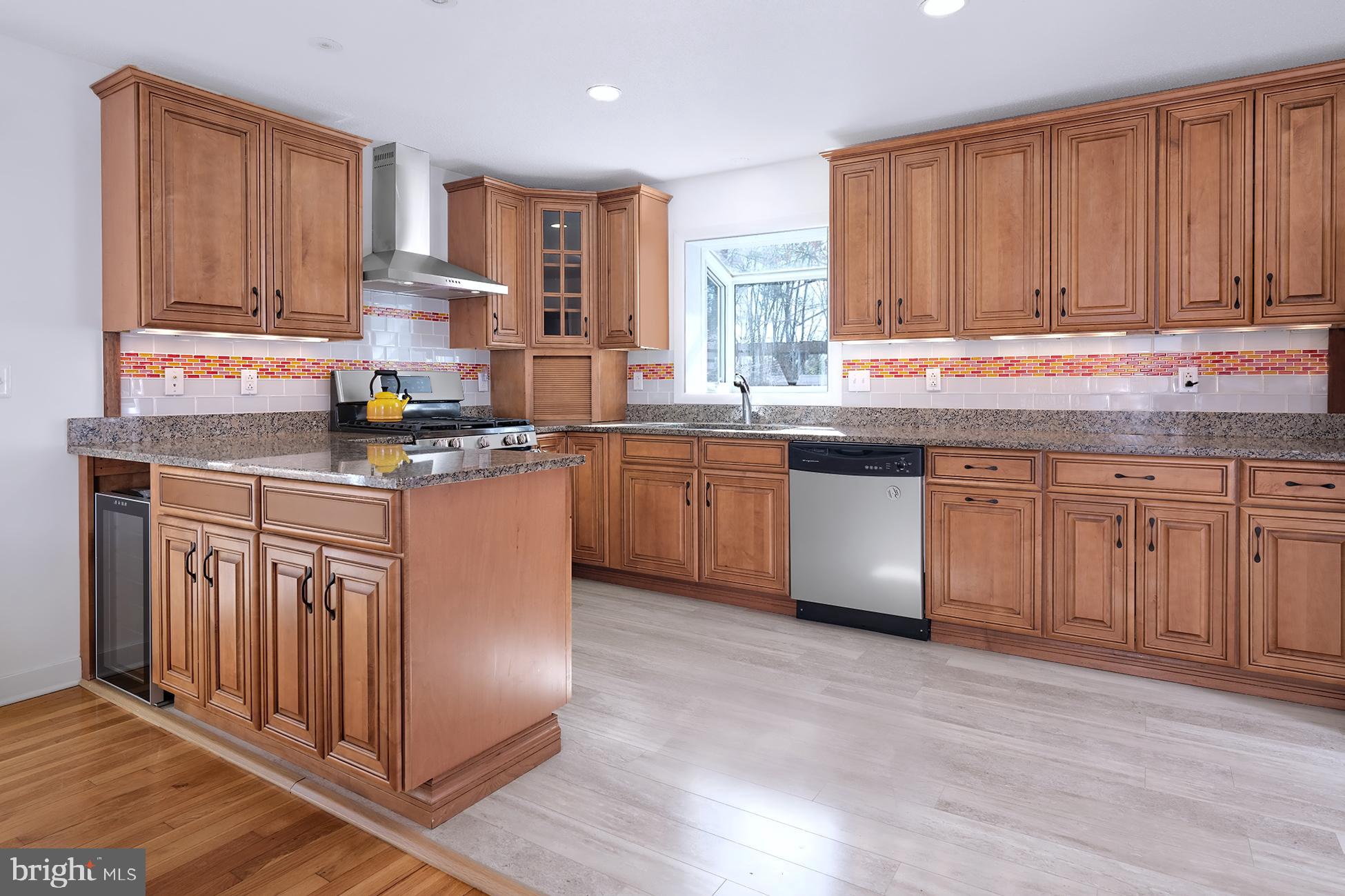 261 State Road Princeton, NJ 08540 - Photo 10 of 26 Kitchen with garden window