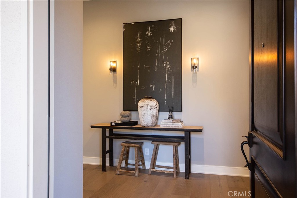 119 Wheatgrass Irvine, CA 92618 - Photo 9 of 32 a view of hall way with mirror