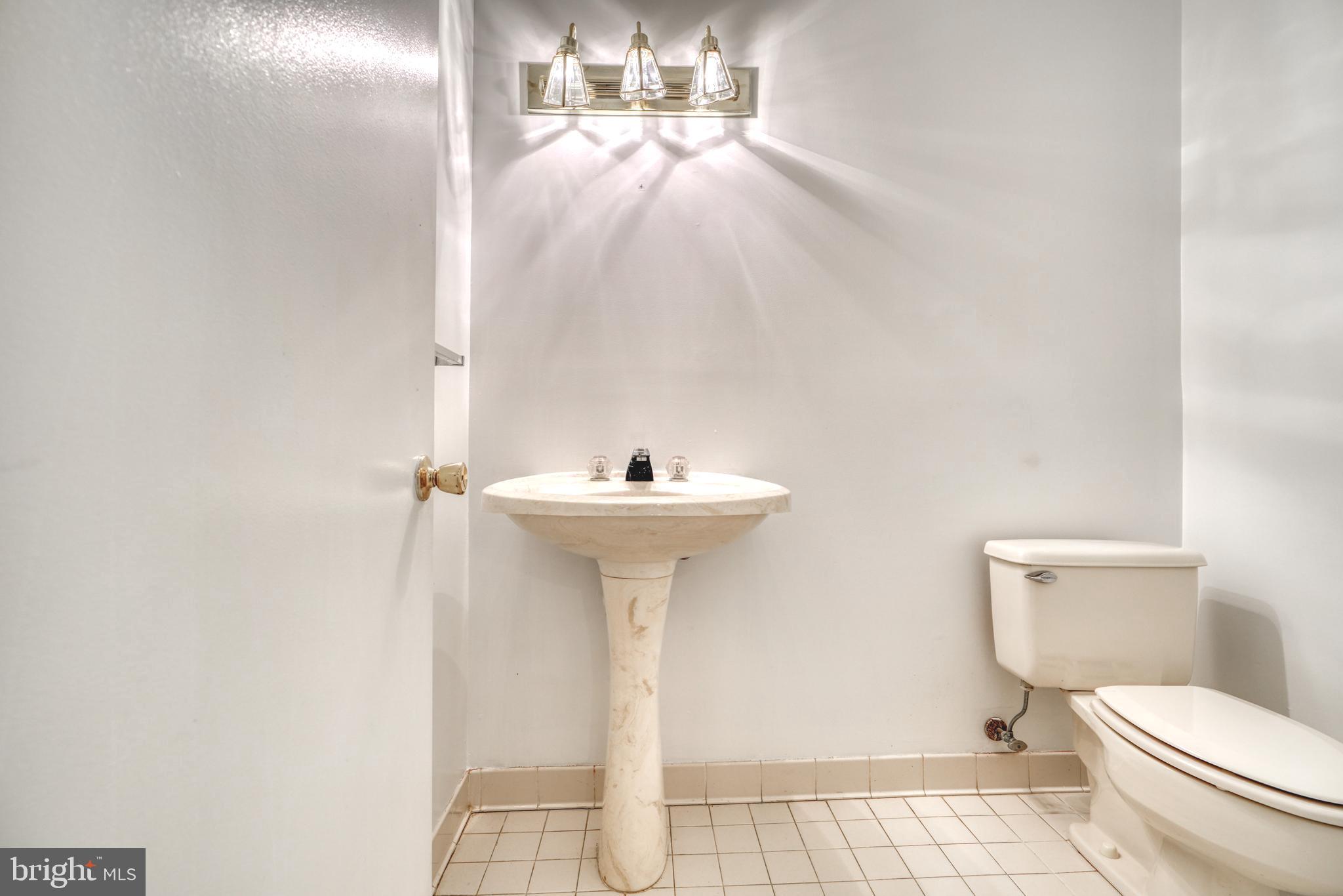 3041 Fallstaff Road, Unit 103D Baltimore, MD 21209 - Photo 14 of 36