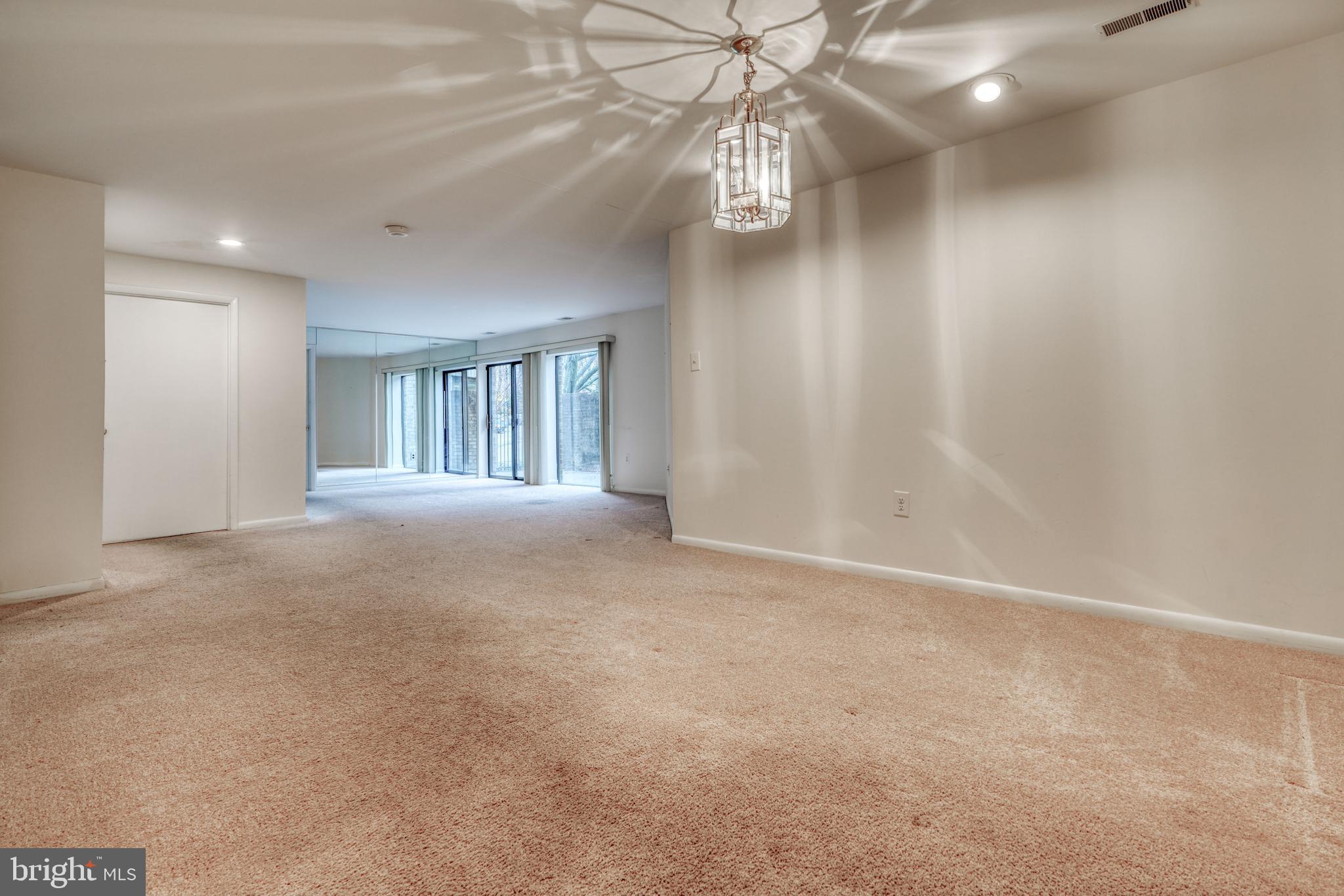 3041 Fallstaff Road, Unit 103D Baltimore, MD 21209 - Photo 8 of 36