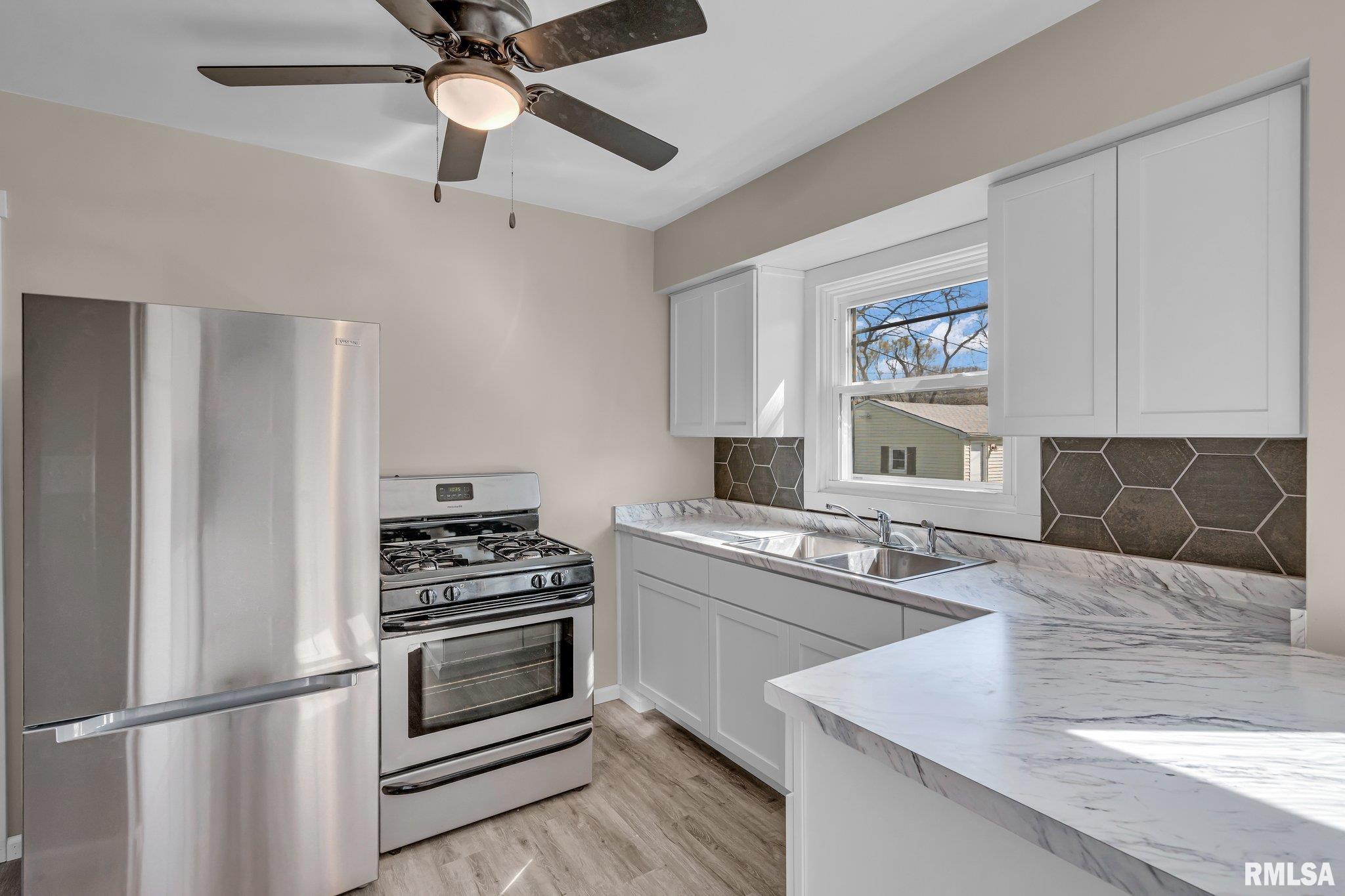 1440 33rd Street Moline, IL 61265 - Photo 9 of 20 Gallery Image 9