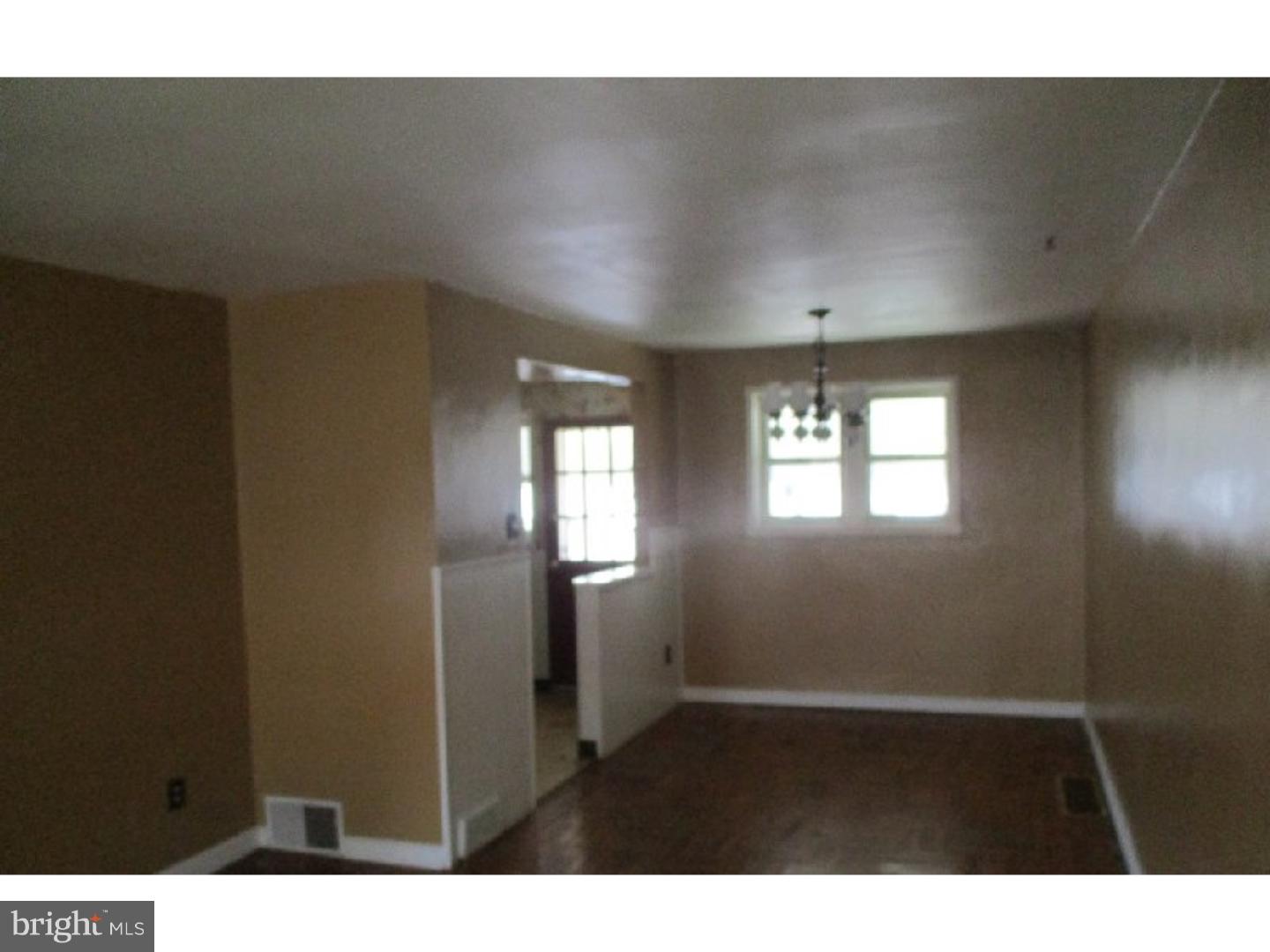 208 Overlook Road Philadelphia, PA 19128 - Photo 4 of 10 Gallery Image 4