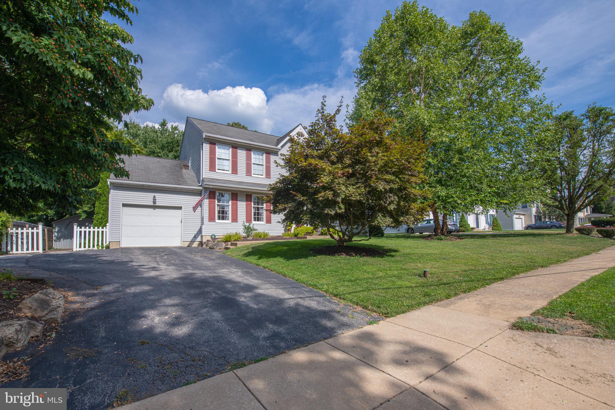 419 Valley Forge Road Wayne, PA 19087 - Photo 3 of 65