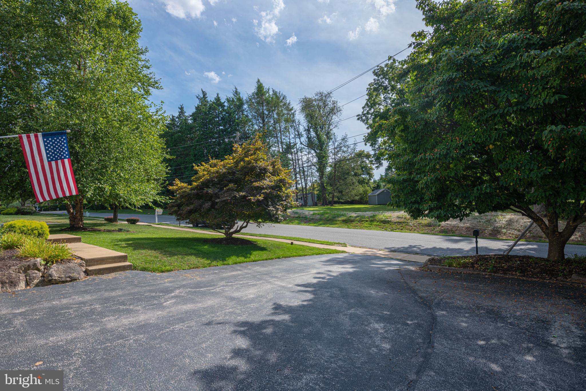 419 Valley Forge Road Wayne, PA 19087 - Photo 4 of 65