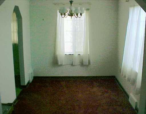 2705 Middletown Road Ingram, PA 15205 - Photo 6 of 7 Gallery Image 6