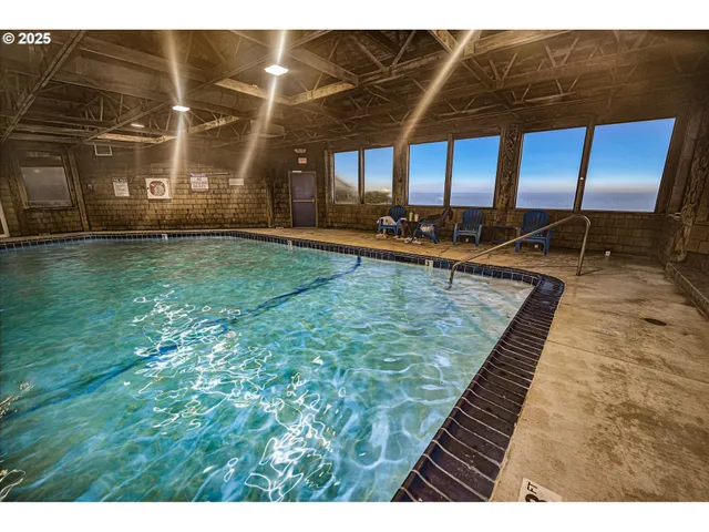 $228,000 | 1000 Southeast Bay Blvd. Boulevard, Unit 140, Newport, OR 97365