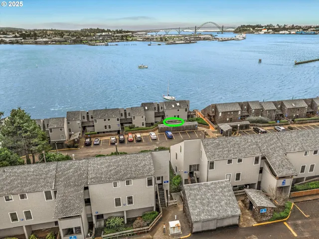 $228,000 | 1000 Southeast Bay Blvd. Boulevard, Unit 140, Newport, OR 97365