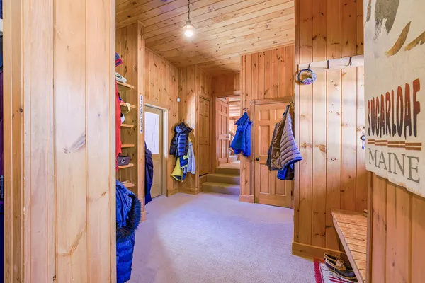 $2,575,000 | 5005 Winter Street, Unit 5005, Carrabassett Valley, ME 04947