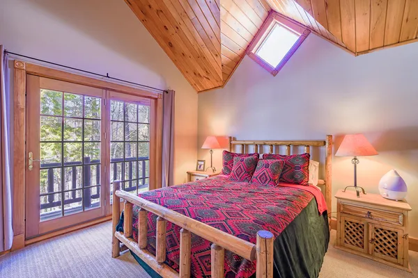 $2,575,000 | 5005 Winter Street, Unit 5005, Carrabassett Valley, ME 04947
