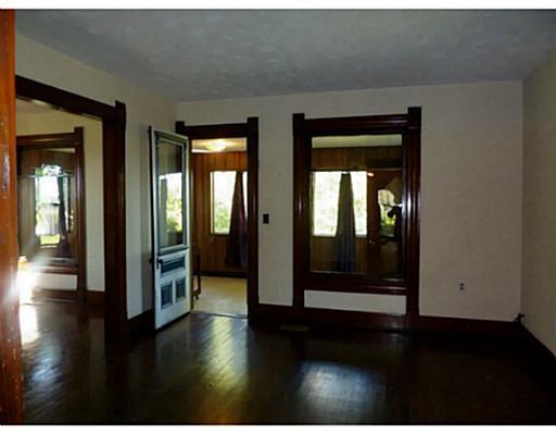 4828 Meredith Road Yellow Springs, OH 45387 - Photo 3 of 25