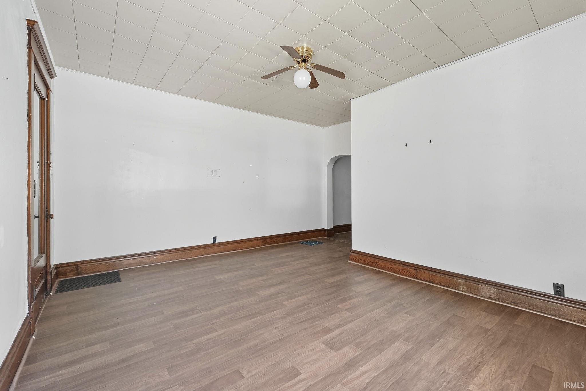 233 North 4th Street Decatur, IN 46733 - Photo 5 of 34 Gallery Image 5
