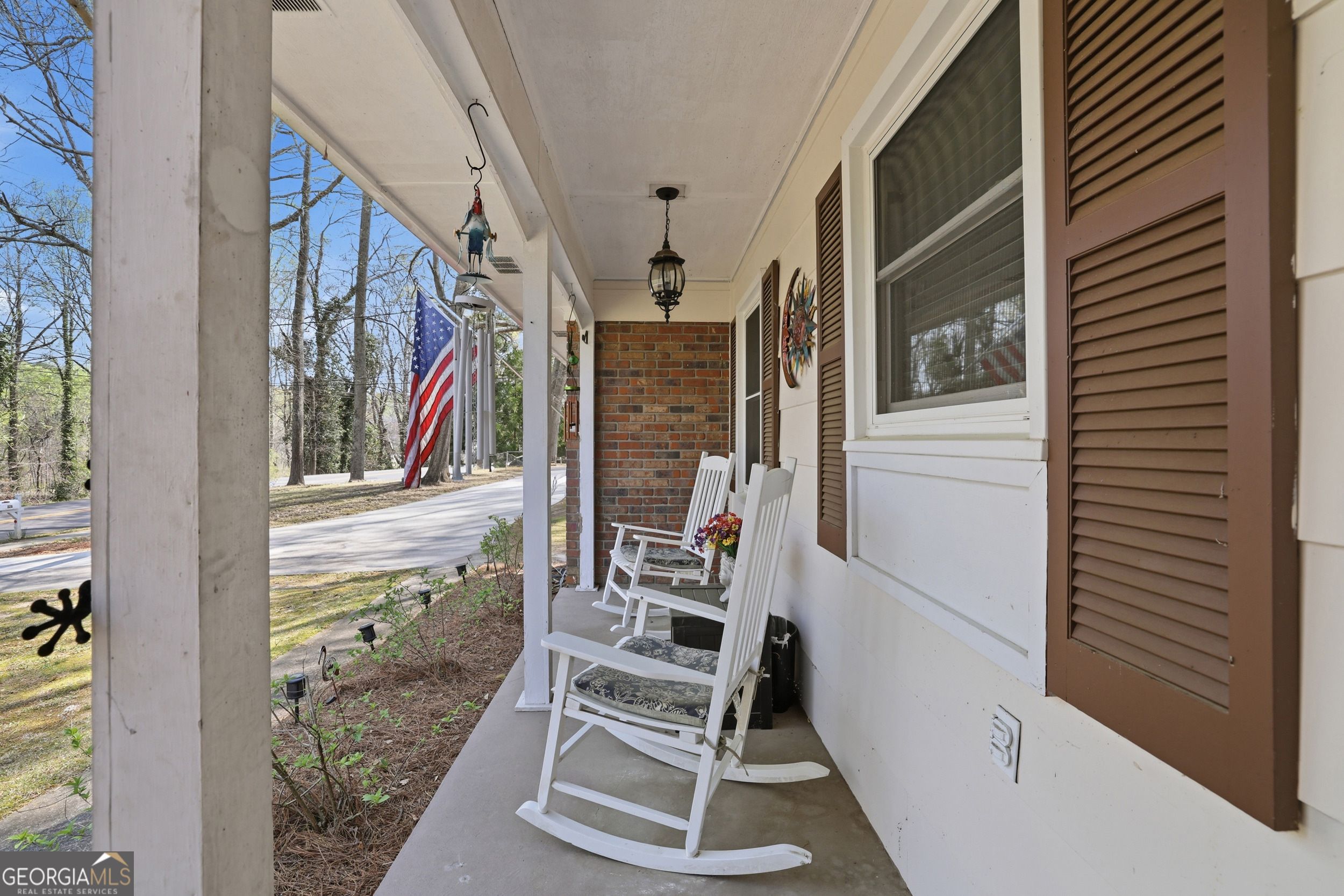 326 Remsdale Road Toccoa, GA 30577 - Photo 3 of 37 a view of an entryway with wooden floor