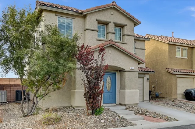$1,870 | 83 Lockheed Avenue, Las Vegas, NV 89183