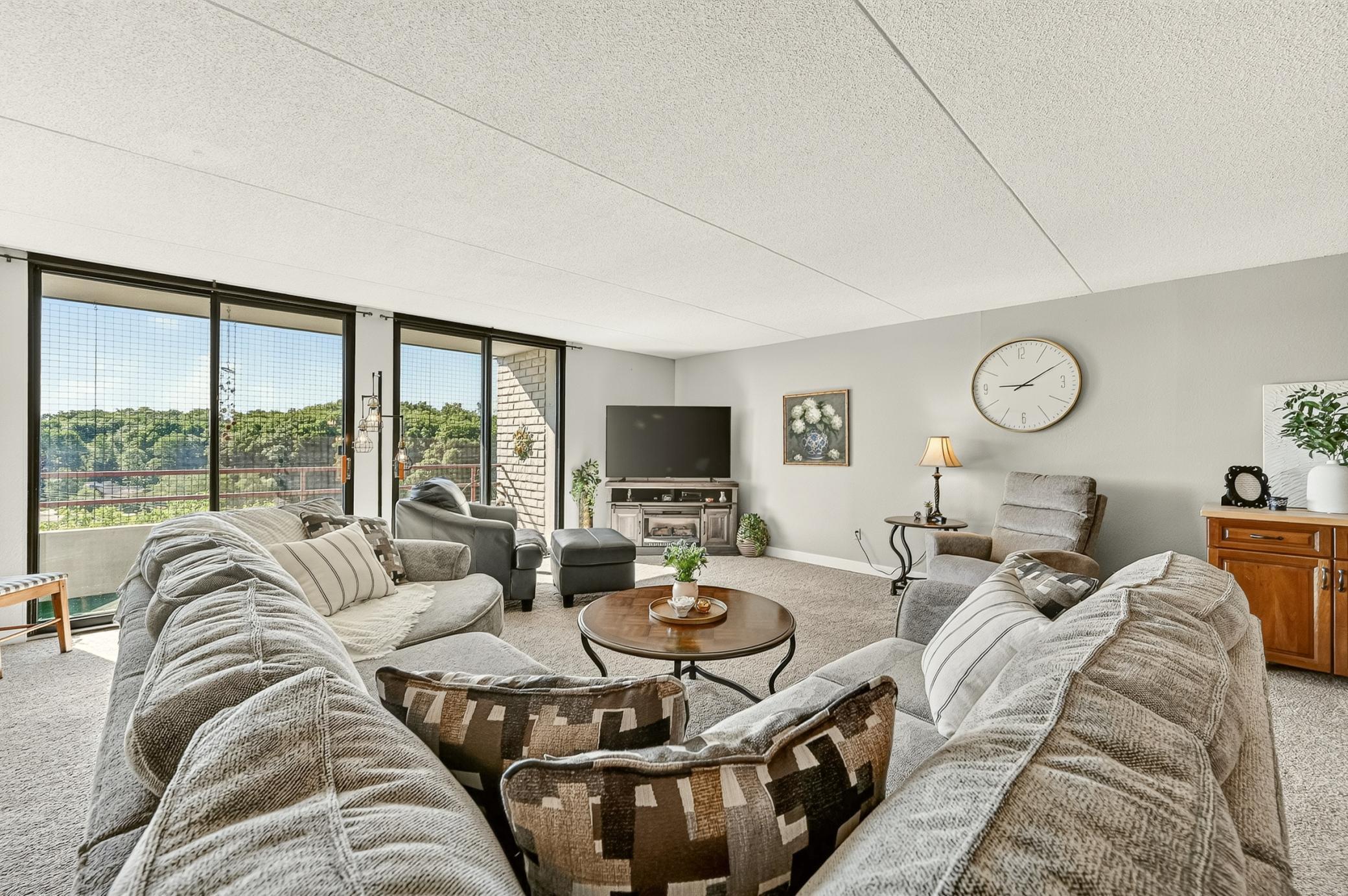 625 19th Street Northwest, Unit 802 Rochester, MN 55901 - Photo 5 of 28
