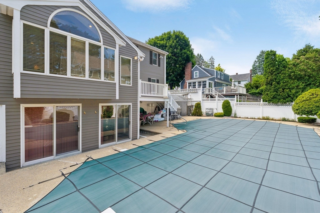 42 Woodland Road Wakefield, MA 01880 - Photo 38 of 41