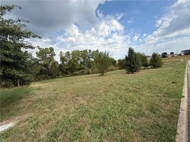 $115,000 | 972 West Innovation Drive, Kearney, MO 64060