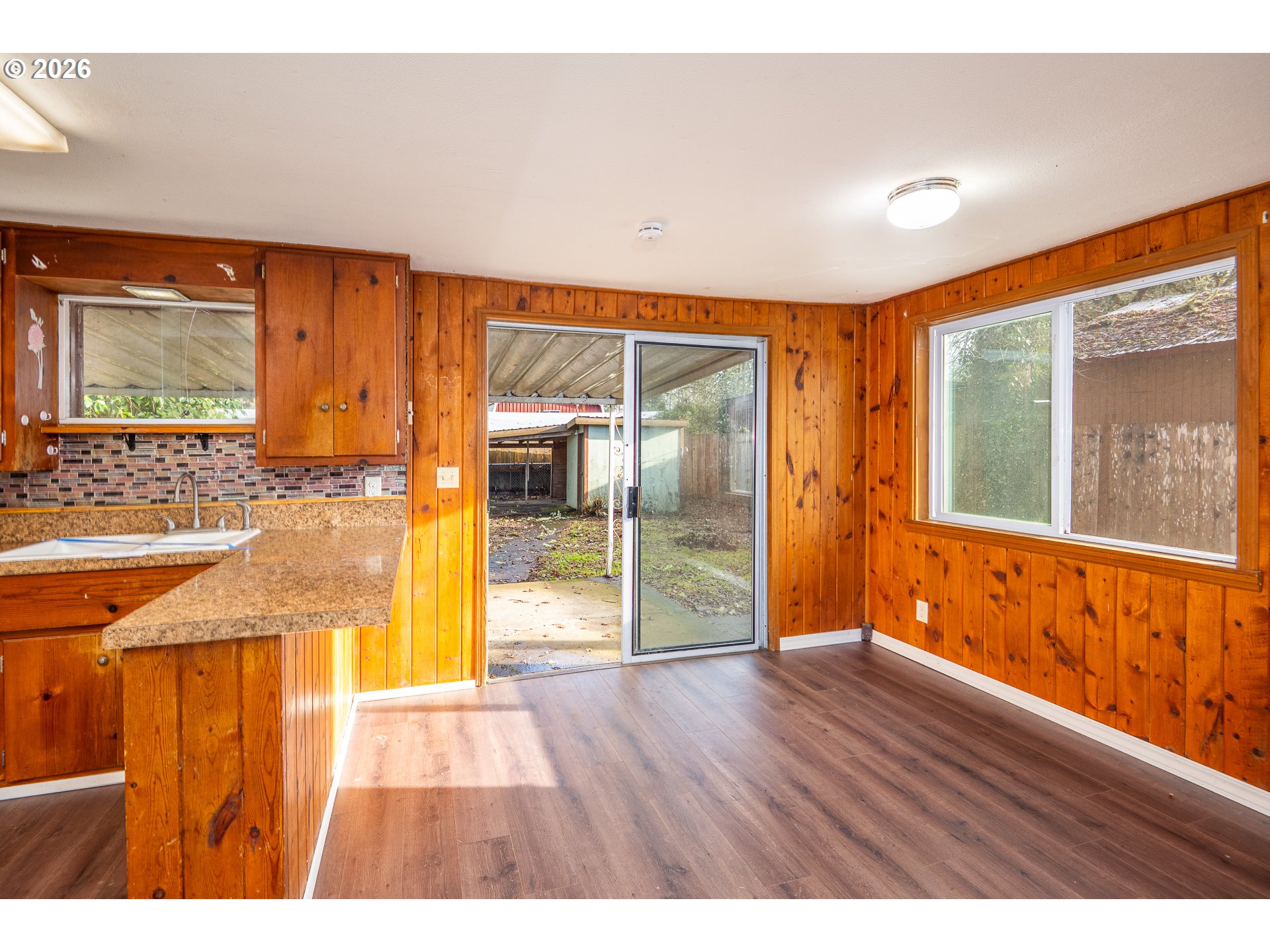 24743 Warthen Road Elmira, OR 97437 - Photo 6 of 20