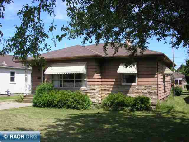 805 South 8th Street Virginia, MN 55792 - Photo 1 of 4