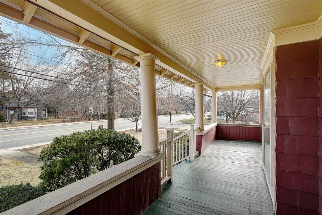 1 Aberdeen Road East Providence, RI 02915 - Photo 7 of 48