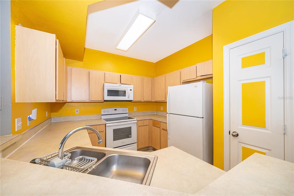 2015 Erving Circle, Unit 201 Ocoee, FL 34761 - Photo 10 of 24