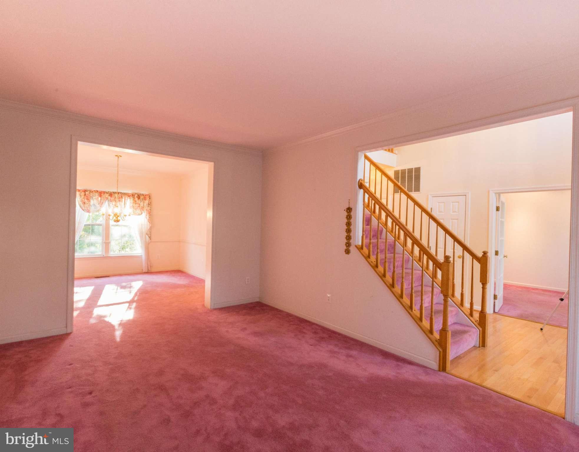 3913 Schroeder Avenue Perry Hall, MD 21128 - Photo 5 of 29 Living Room