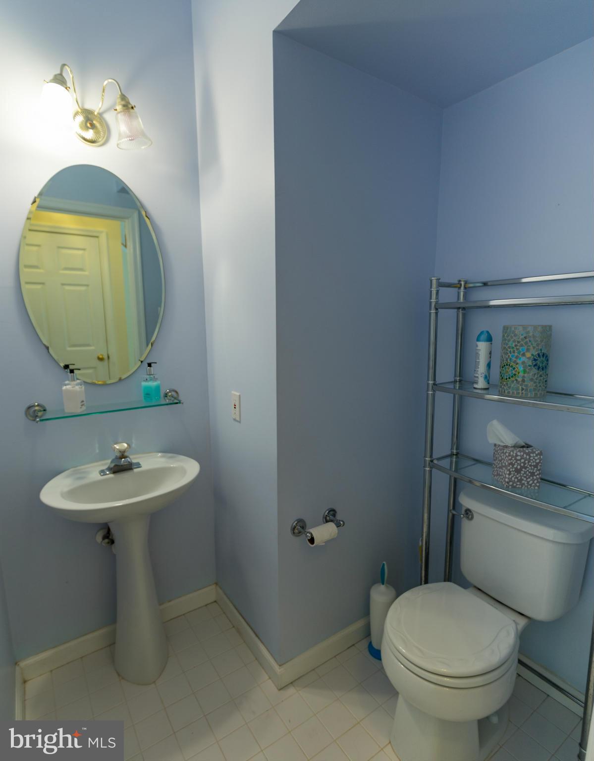 3913 Schroeder Avenue Perry Hall, MD 21128 - Photo 7 of 29 Main Level Powder Room