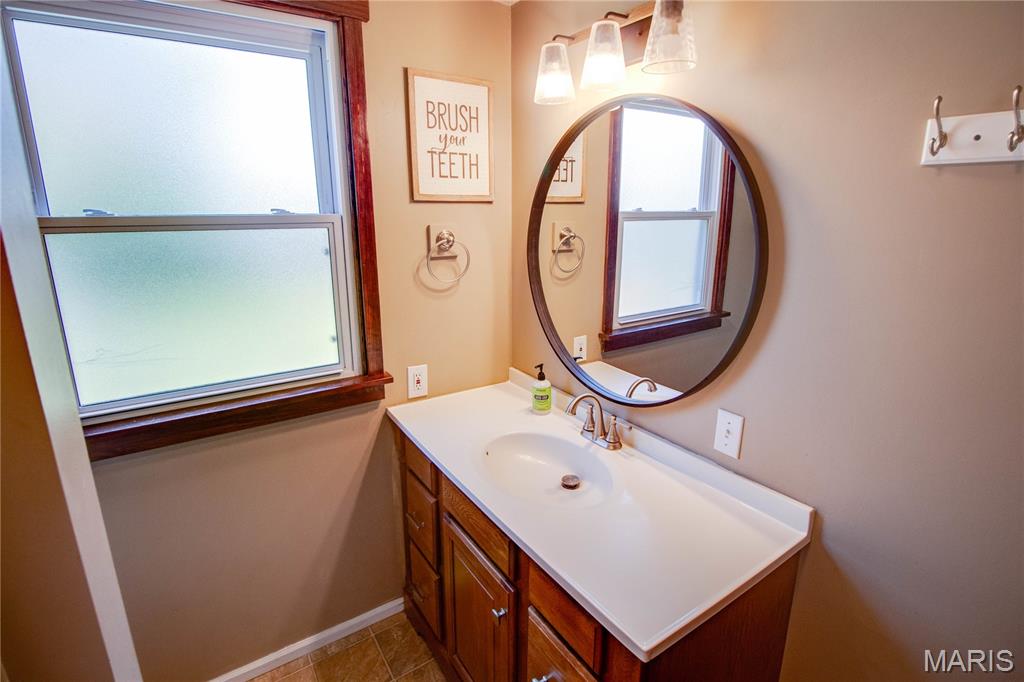 2714 Brown Street Alton, IL 62002 - Photo 27 of 43