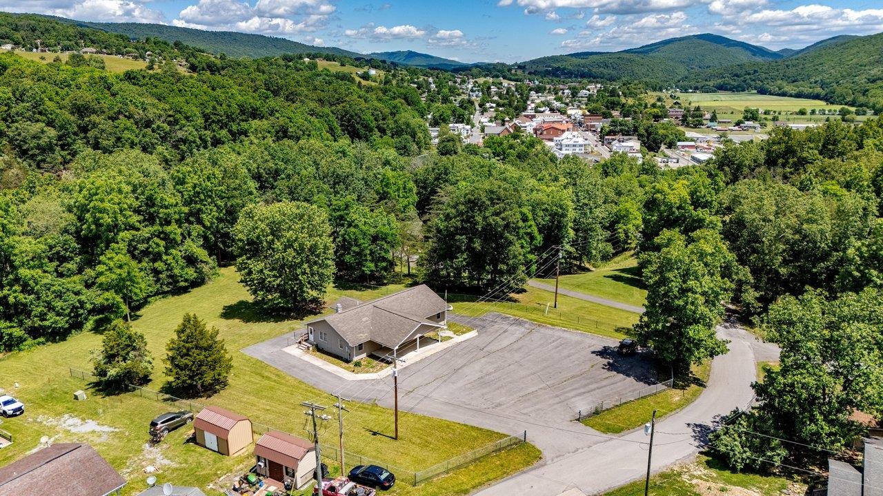 204 Gambill Road Franklin, WV 26807 - Photo 46 of 75