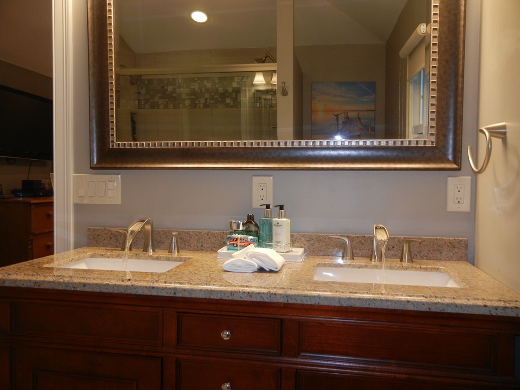 32 Birnie Road Longmeadow, MA 01106 - Photo 14 of 27 Gallery Image 14